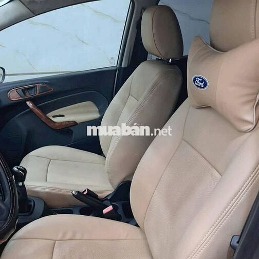 FORD FIESTA MT 2011  SỐ SÀN MÁY SỐ NGON.