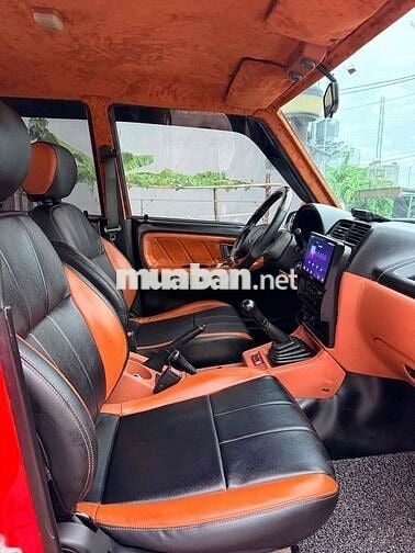Suzuki Vitara Số sàn Xăng 5 chỗ màu Đỏ