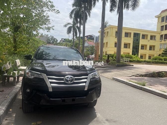 Toyota Fortuner Máy dầu Số sàn 120.000 km