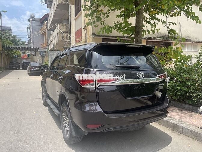 Toyota Fortuner Máy dầu Số sàn 120.000 km