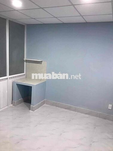 Cho nữ thuê phòng tại hẻm Bình Thạnh.