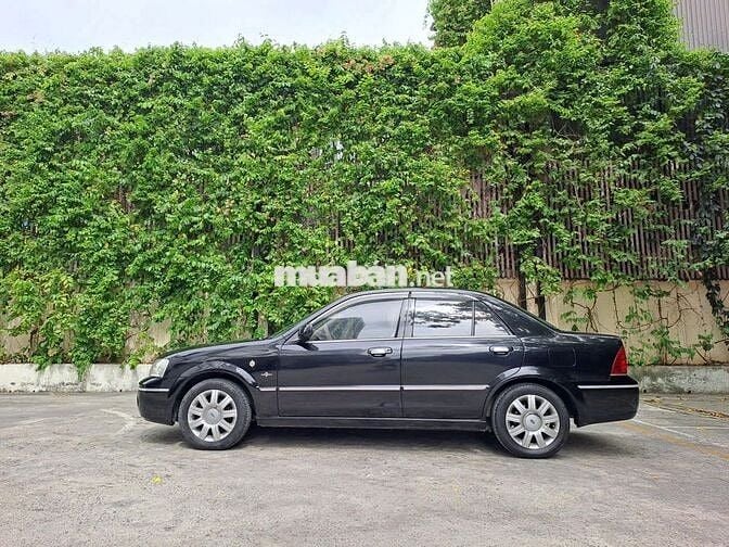 Ford Laser Ghia 1.8 Tự động 2004 Đen