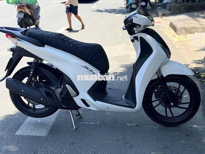 Honda SH 150 2014 Trắng đen đèn led 2 tầng biễn 43