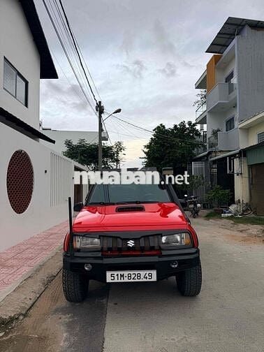 Suzuki Vitara Số sàn Xăng 5 chỗ màu Đỏ