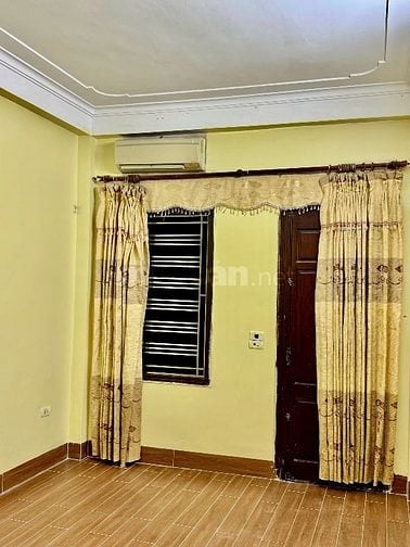 Cho thuê nhà 3 tầng tại Đường Lê Quang Đạo, Phú Đô