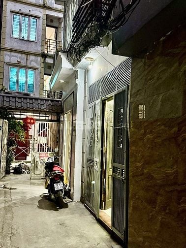 Cho thuê nhà 3 tầng tại Đường Lê Quang Đạo, Phú Đô