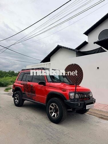 Suzuki Vitara Số sàn Xăng 5 chỗ màu Đỏ