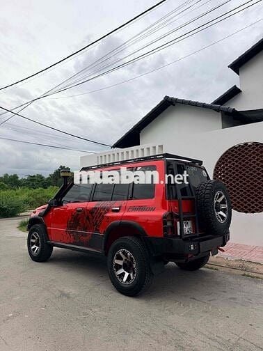 Suzuki Vitara Số sàn Xăng 5 chỗ màu Đỏ