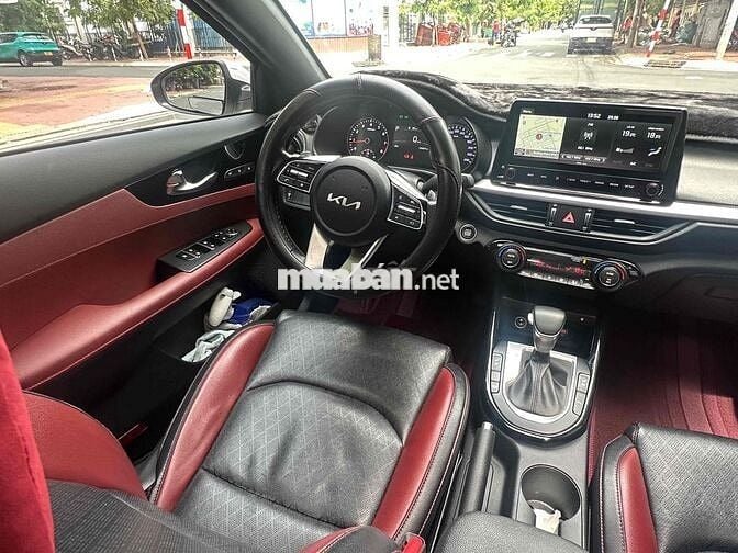 KIA K3 2.0 Premium Sx 8/2022 Odo 23.000 km Như Mới