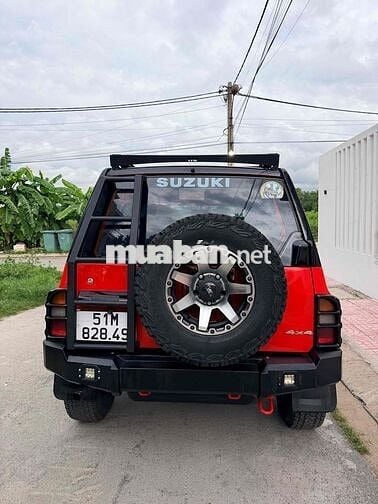 Suzuki Vitara Số sàn Xăng 5 chỗ màu Đỏ