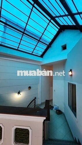 Nhà mặt tiền đường số tân thuận tây.