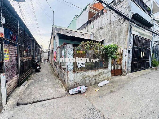 cần bán lô đất góc 2 mặt tiền kp5 long bình