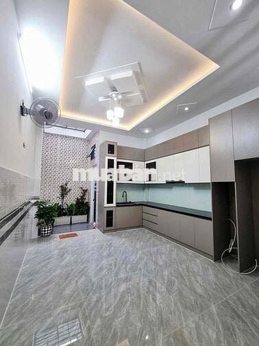 NHÀ ĐẸP KIÊN CỐ – HXH VÀO NHÀ HUỲNH THỊ HAI – 4 TẦNG – NGAY CHỢ HẠT ĐI