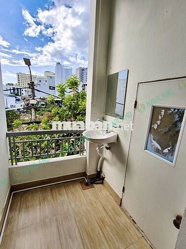 Căn hộ 2 phòng ngủ 2 WC gần biển Sơn Trà