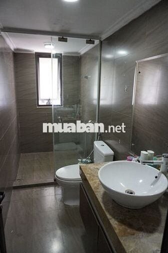Cho thuê CCMN ở Ngọc Thụy, gần cầu Long Biên đủ đồ, 35m2  giá 5.5tr