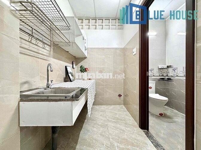 Duplex 35m2 - Tách Bếp - Ở 4 Người 4 Xe Thoai Mái ngay Etown Cộng Hoà