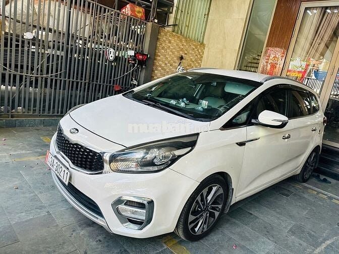 Kia Rondo 2017 7 chỗ Tự động Trắng