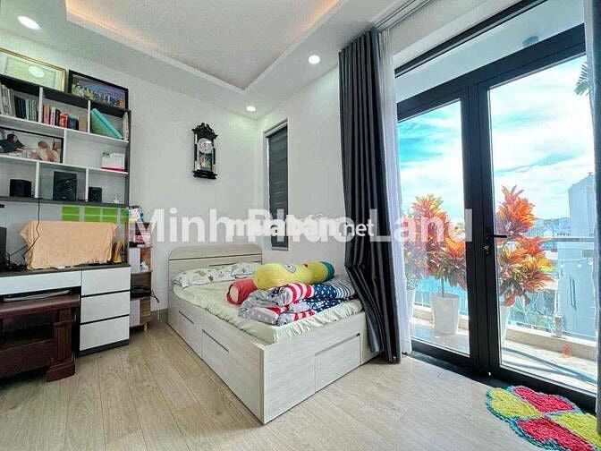 CĂN GÓC 4 TẦNG ĐÚC – 5M x 9M  HUỲNH TẤN PHÁT – LIỀN KỀ PHÚ MỸ HƯNG Q7