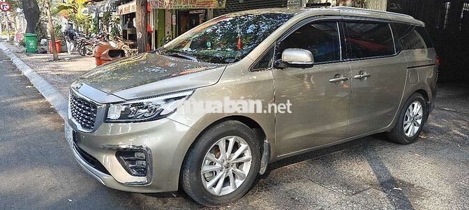 Kia Sedona Luxury 2021, xe gia đình 1 đời chủ.