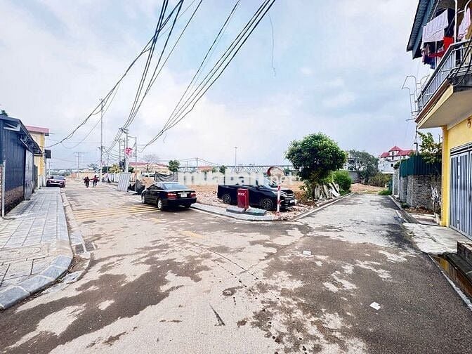 Bán Nhà Đẹp Chính Chủ 🏠 3 tầng Võng La - Thiên Lộc - Đông Anh - Hà Nội
