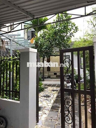 307 CHO THUÊ NHÀ ĐẸP 2PN FULL NỘI THẤT – CÓ SÂN VƯỜN RỘNG RÃI