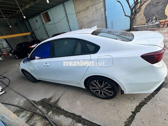 Kia K3 Premium 2022 Trắng 28.000 km