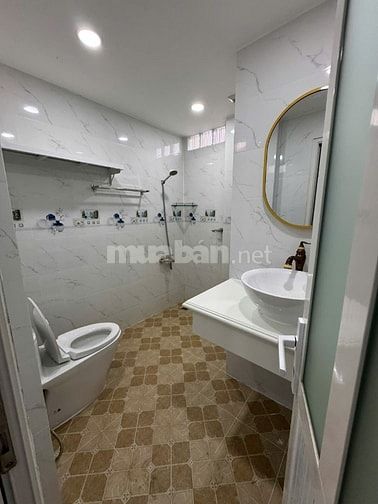 15,5 Tỷ! Bán Nhà Hẻm Xe Hơi Đường Lê Trực, Phường 7, Bình Thạnh - 5,2x