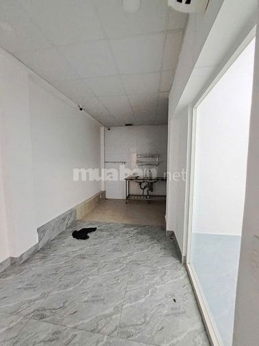 15,5 Tỷ! Bán Nhà Hẻm Xe Hơi Đường Lê Trực, Phường 7, Bình Thạnh - 5,2x