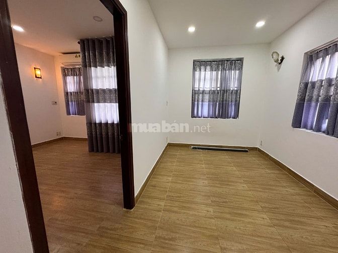 15,5 Tỷ! Bán Nhà Hẻm Xe Hơi Đường Lê Trực, Phường 7, Bình Thạnh - 5,2x