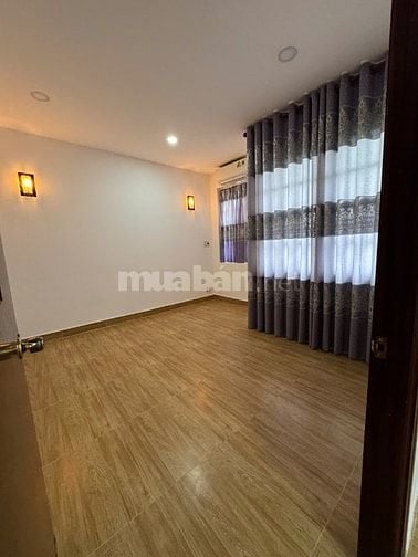 15,5 Tỷ! Bán Nhà Hẻm Xe Hơi Đường Lê Trực, Phường 7, Bình Thạnh - 5,2x