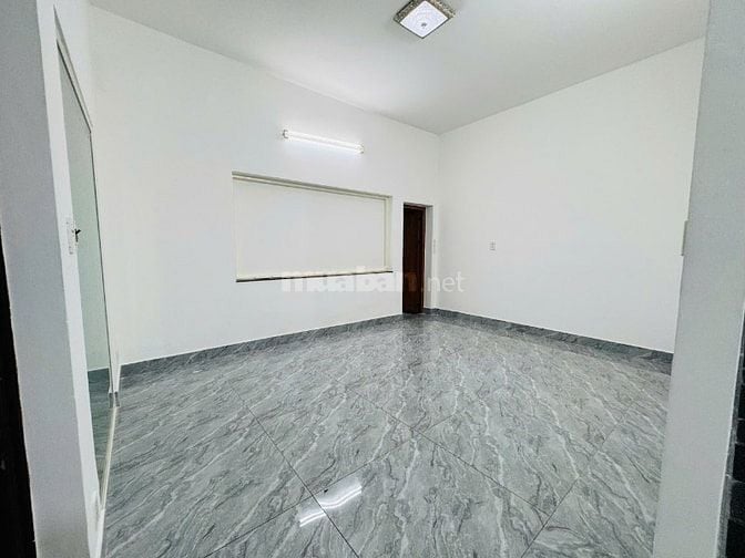 15,5 Tỷ! Bán Nhà Hẻm Xe Hơi Đường Lê Trực, Phường 7, Bình Thạnh - 5,2x