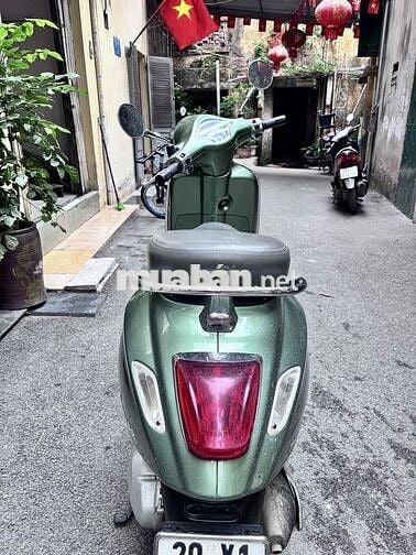 Piaggio Vespa Primavera Xanh Nhập khẩu