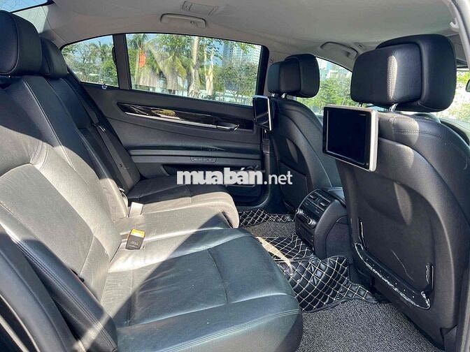 BMW 730Li 2014