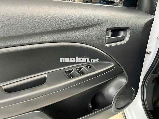 Mitsubishi Attrage 2023 1.2L MT Trắng