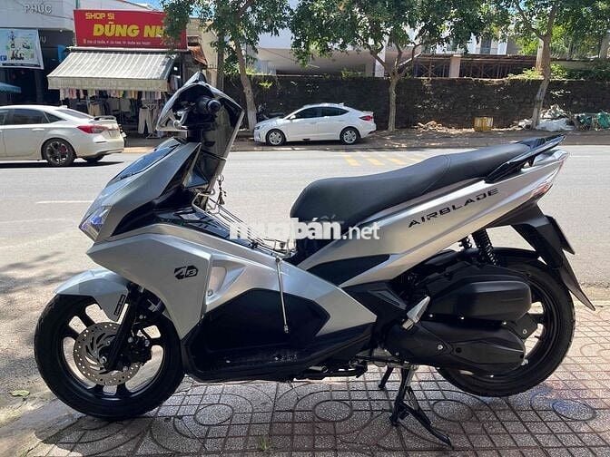 Honda AirBlade 125Fi 2018 Xám đen