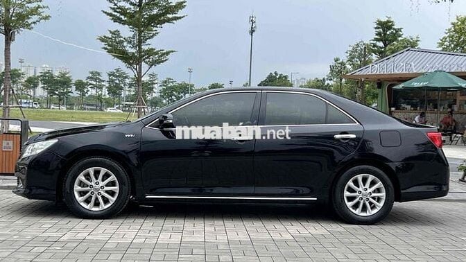 Toyota Camry 2.0E 2013 Đen 110.000 km