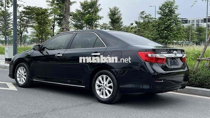 Toyota Camry 2.0E 2013 Đen 110.000 km