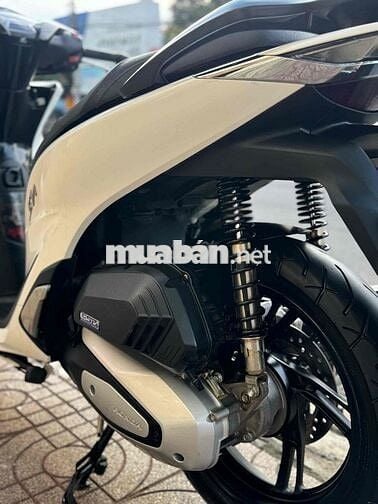 Honda SH Nam 125cc Phanh CBS 2023 Trắng đen