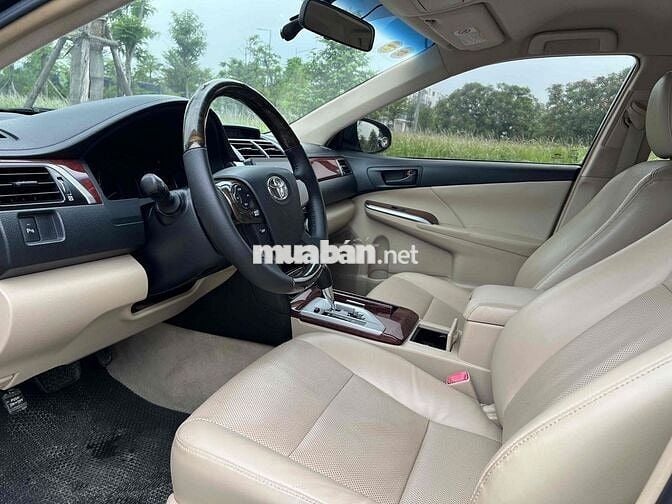 Toyota Camry 2.0E 2013 Đen 110.000 km