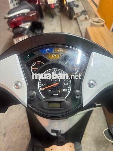 Honda SH150 Trắng đen