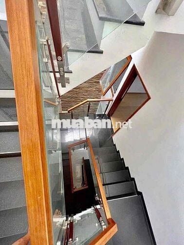 NHÀ ĐẸP 3 TẦNG CHO THUÊ GIÁ TỐT SƠN TRÀ, TIỆN ÍCH XUNG QUANH ĐẦY ĐỦ