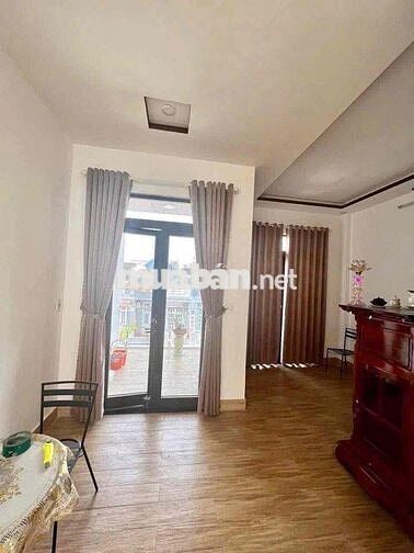 NHÀ ĐẸP 3 TẦNG CHO THUÊ GIÁ TỐT SƠN TRÀ, TIỆN ÍCH XUNG QUANH ĐẦY ĐỦ
