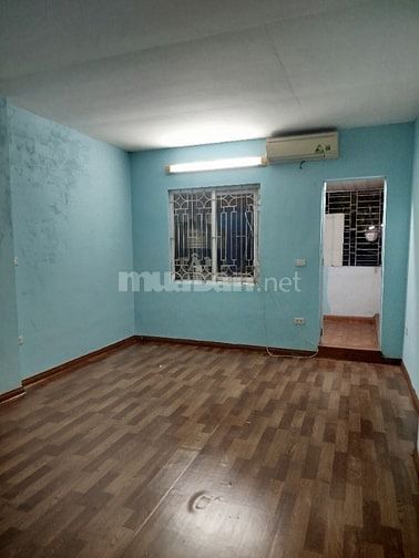 Cho thuê nhà mặt phố Hoàng Hoa Thám Hà Nội 