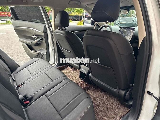 VinFast VF7 Eco 2025 Trắng 53000 km