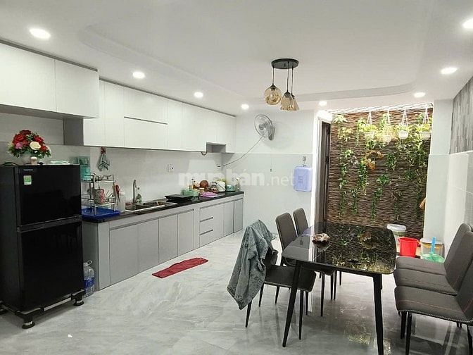 Cho thuê phòng trọ ở tại Quang Trung - Gò Vấp, gần PVT và Thống Nhất
