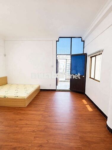 Studio 30m² Full Nội Thất Có Ban Công – Gần ĐH Văn Hiến