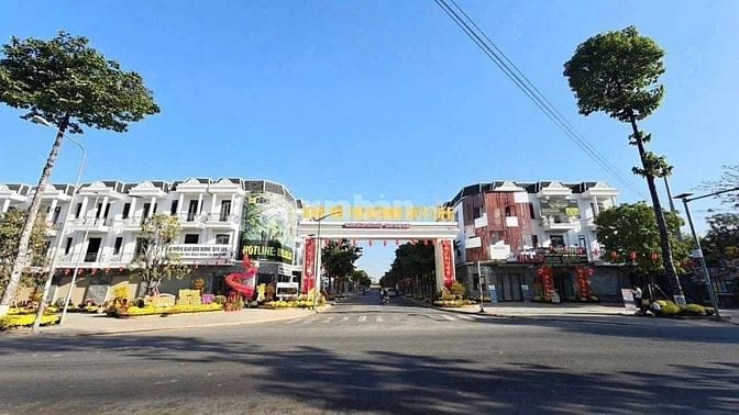 Nhà phố Bcons City Life tại phường Tân Uyên, Bình Dương  