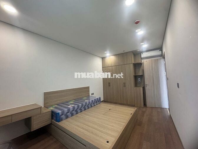Cho thuê 3 ngủ full đồ chung cư Khai Sơn nhận nhà ở luôn 