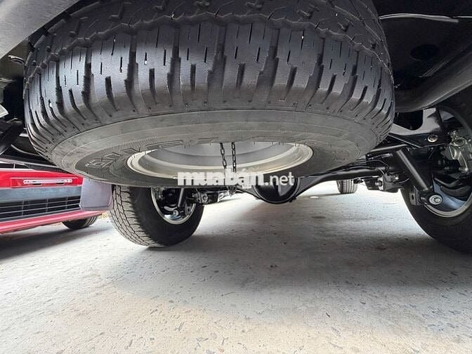Toyota Fortuner 2021 số sàn máy dầu 74000 km