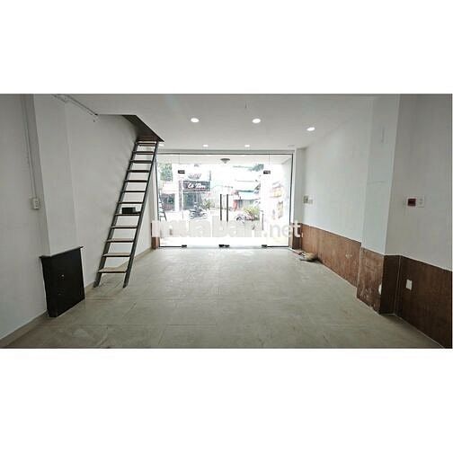 Mặt bằng kinh doanh đường Gò Dầu, lề rộng rãi, cửa kính, KD đa ngành